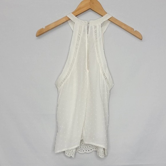 MOSSIMO Supply Co Razer Back Tank Top Key hole cut - Picture 7 of 11